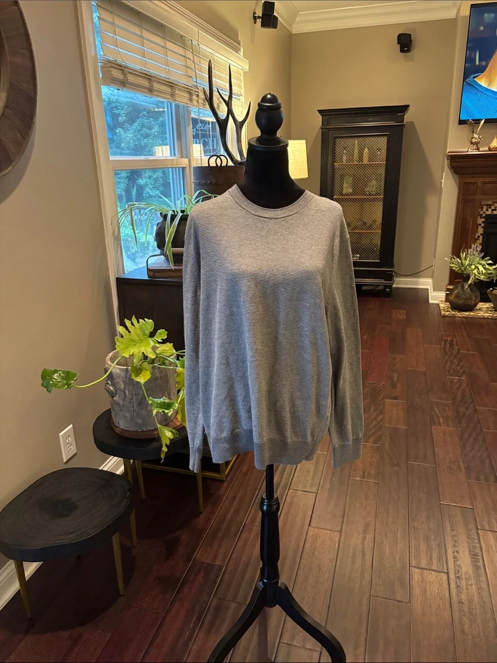 Banana Republic Men's Crewneck Sweater - Light Gray